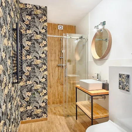 Relaksowa * ليبا